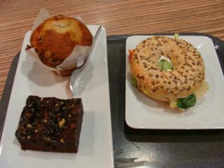 Italian Bagle, Brownie, Walnuss-/Banane-Muffin von McDonalds