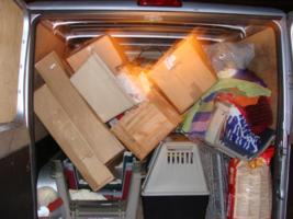 Eine Wagenladung Sachspenden